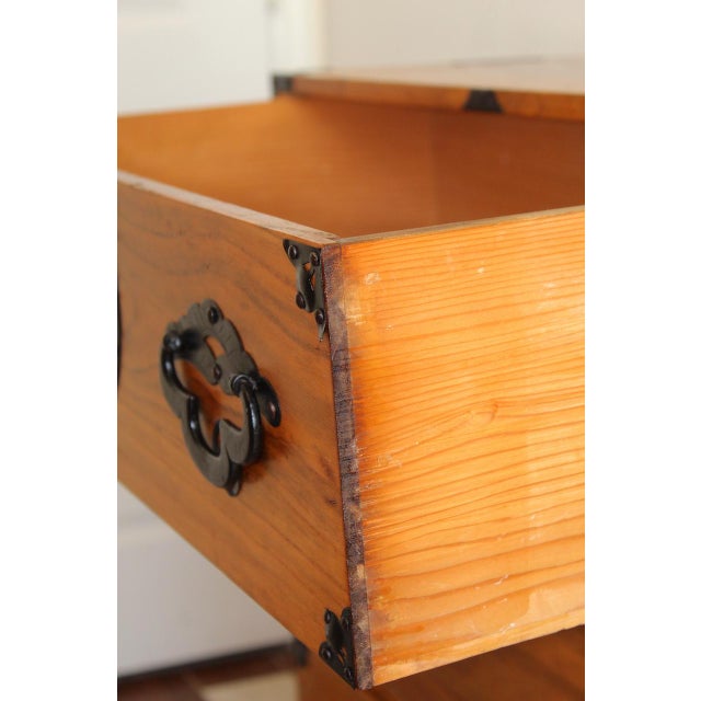 Antique Japanese Matsumoto Tansu Chest on Chest - Meiji Period Keyaki Wood | Rare Kasane Tansu For Sale - Image 13 of 14