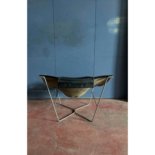 Postmodern 501 Semana Chair in Black Leather and Steel by David Weeks for Habitat, 1990s For Sale - Image 3 of 5