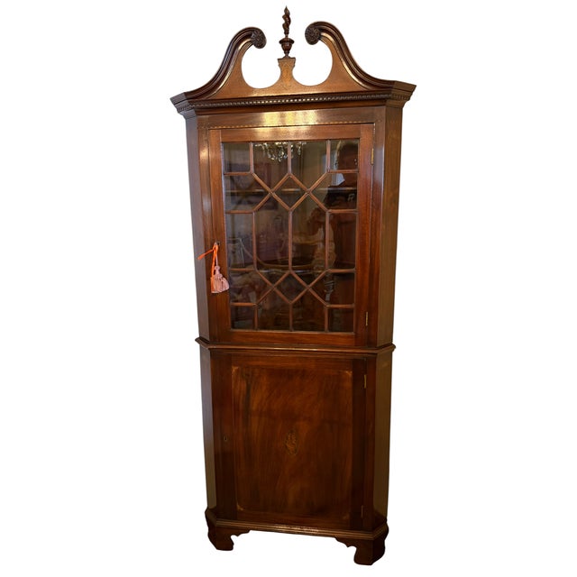 Pair of Antique Early 19c Chippendale Style Corner Cabinets For Sale In Los Angeles - Image 6 of 6