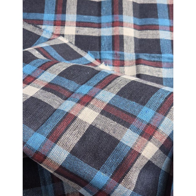 Textile Africa Textile Guinea Haïk - 4.9 X 6.9 Ft For Sale - Image 7 of 8