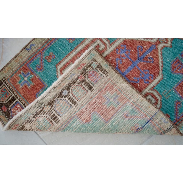 Turquoise Vintage Small Rug Runner Hand Made Mat Turkish Rug Enrty Decor Bath Mat- 1′8″ × 3′6″ For Sale - Image 8 of 13