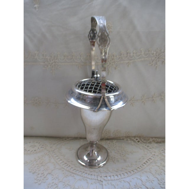 Late 19th Century Antique Art Nouveau Pairpoint Ornate Sliverplate Flower Basket With Wire Frog Top For Sale - Image 5 of 11