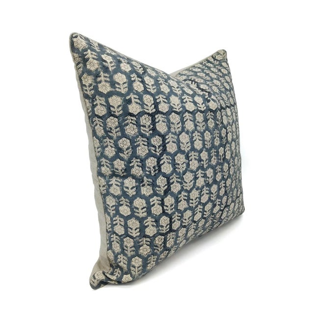 Introducing the Fabdivine Block Print Cushion Cover in the exquisite "Tulsi Buti" design. Crafted from premium pure linen,...