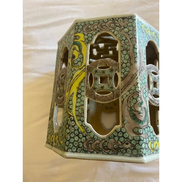 17th Century Beautiful Chinese Porcelain Incense Burner - Censer For Sale In Phoenix - Image 6 of 12