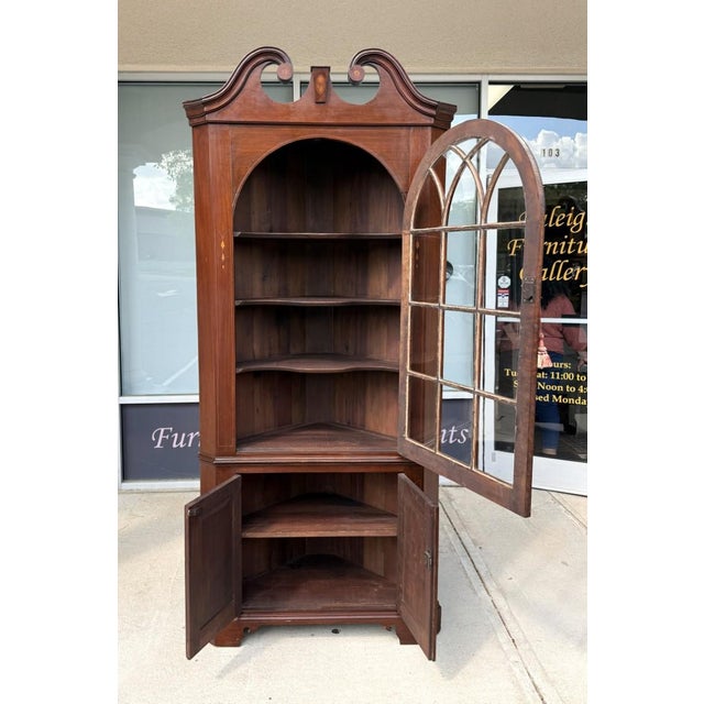 18th Century 18th Century Inlaid Mahogany Corner Cabinet For Sale - Image 5 of 15