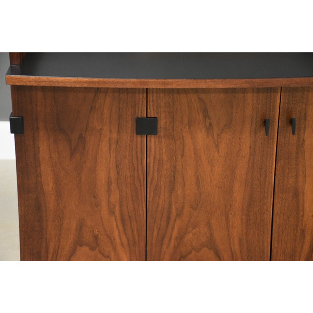 Directional 1960s efinished Walnut Bar by Milo Baughman for Directional For Sale - Image 4 of 10