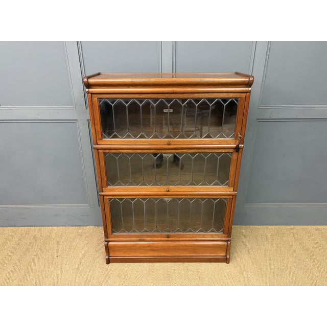 Walnut Stacking Bookcase from Globe Wernicke, 1910 For Sale - Image 3 of 17