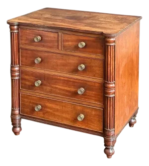 English Small Chest of Mahogany With Five Drawers in the Manner of Gillows