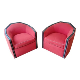 Mr and Mrs Howard for Sherrill Industry Palm Beach Swivel Chairs - Set of 2 For Sale