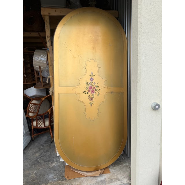 1970s Italian Baroque Gold Beech Dining Table – 1 Piece For Sale In West Palm - Image 6 of 15