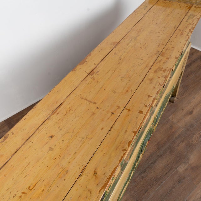 19th Century Chinese Yellow Lacquered Altar Table Console For Sale - Image 4 of 18