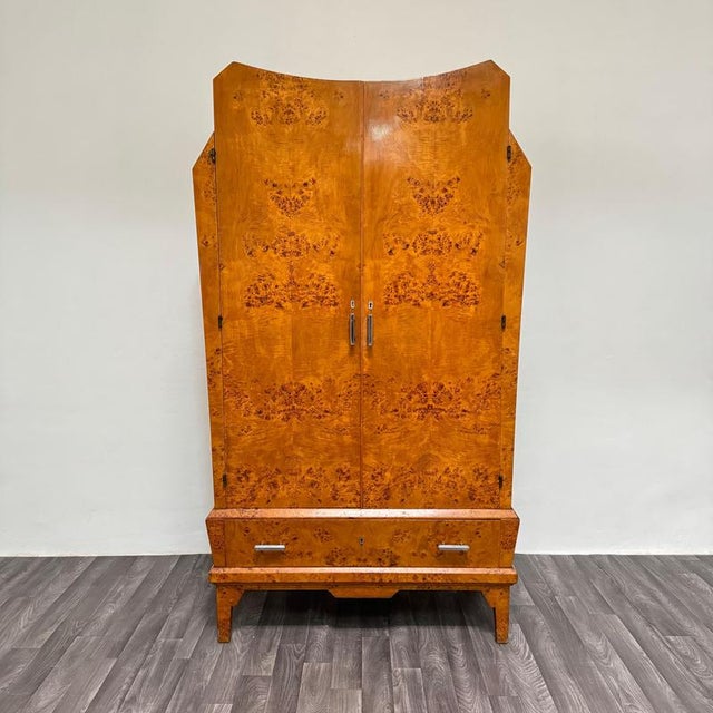 1940s Art Deco Cubist Wardrobe in Briar Wood, 1940s For Sale - Image 5 of 16