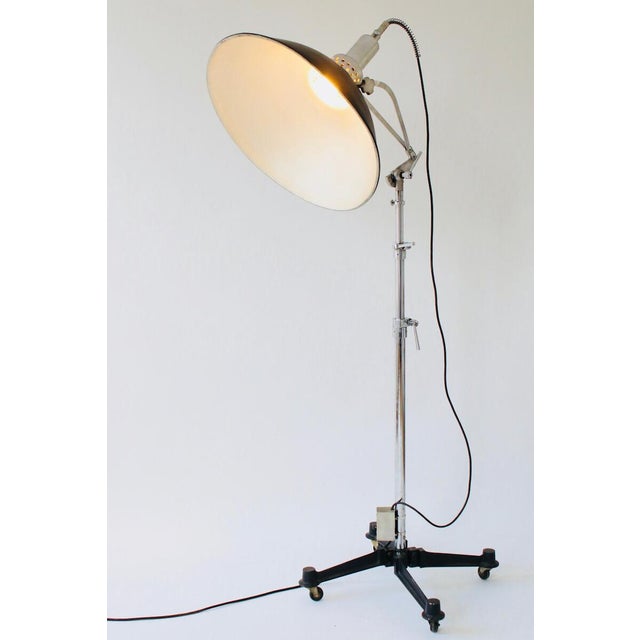 Black Kodasol Photo Studio Floor Lamp from Kodak, 1960s For Sale - Image 8 of 9