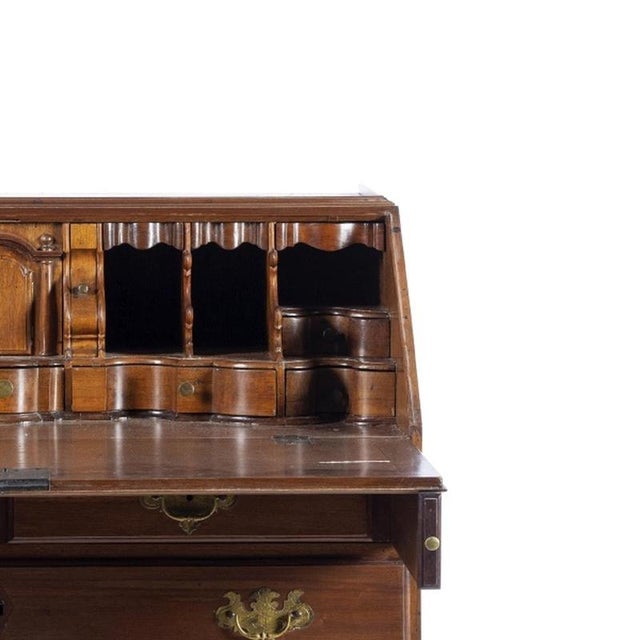 Quenn Mary Writing Desk in Vinhatico Wood, 18th Century For Sale - Image 4 of 6
