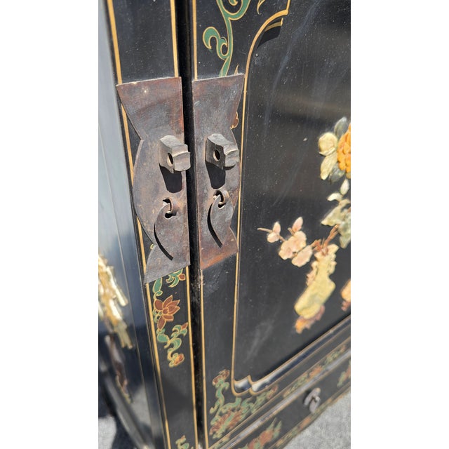 Vintage Chinese Asian Black Lacquer Chinoiserie Cabinet Storage Side Table #1of2 For Sale - Image 15 of 18