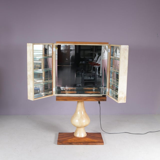 Italian Goatskin Bar Cabinet on Pedestal Base by Aldo Tura, 190s For Sale - Image 16 of 18