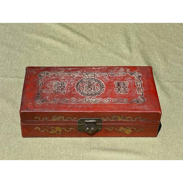 Antique Late Qing–Early Republic Chinese Red Leather Wedding Box With Double Happiness Motif, C. 1900 For Sale - Image 10 of 12