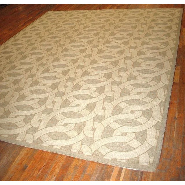 Contemporary Handmade Cotton Hooked Rug ( 10' x 14' - 305 x 427 cm ) For Sale - Image 4 of 5
