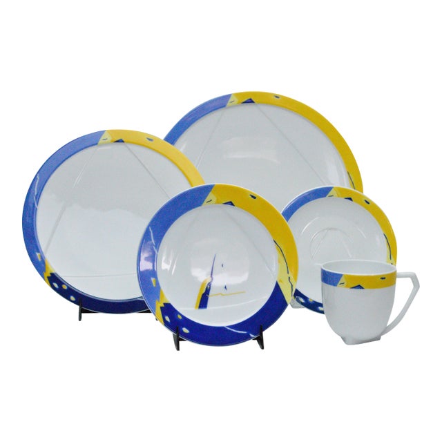 1980s Bernardaud Limoges France Nil Trianne Dinner Set 5 Pieces For Sale