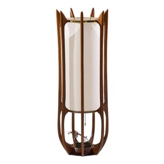 Mid 20th Century Modeline Model 635 Mid Century Sculptured Walnut and Brass Table Lamp For Sale