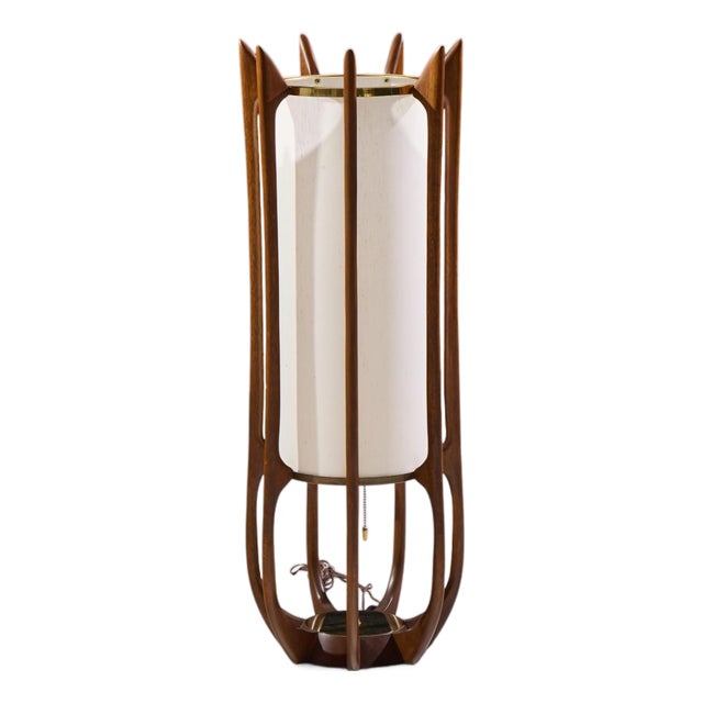 Mid 20th Century Modeline Model 635 Mid Century Sculptured Walnut and Brass Table Lamp For Sale