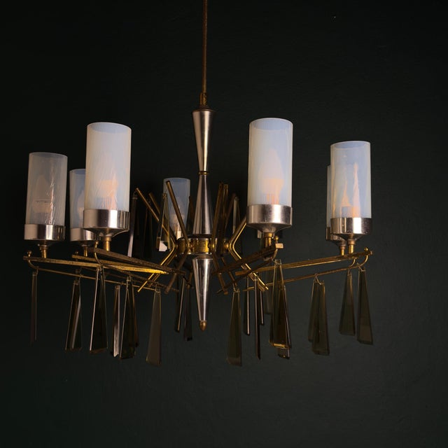 Large Mid-Century Italian Sculptural Chandelier in Brass and Glass, Italy, 1950s For Sale - Image 10 of 18