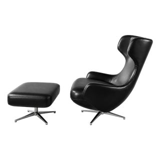 Cantoni Leather Recliner Lounge Chair and Ottoman Set in Genuine Top-Grain Leather With Stainless Steel Swivel Base For Sale