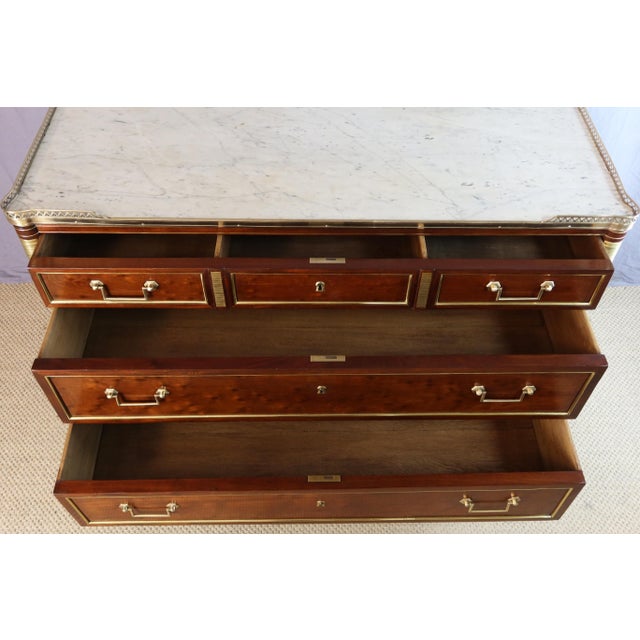 18th Century Louis XVI Commode For Sale - Image 3 of 12