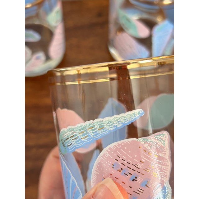 Mid-Century Modern Vintage 1980s Culver Usa Pink Blue Seashell Gold Rim Highball Glasses - Set of 3 For Sale - Image 3 of 7