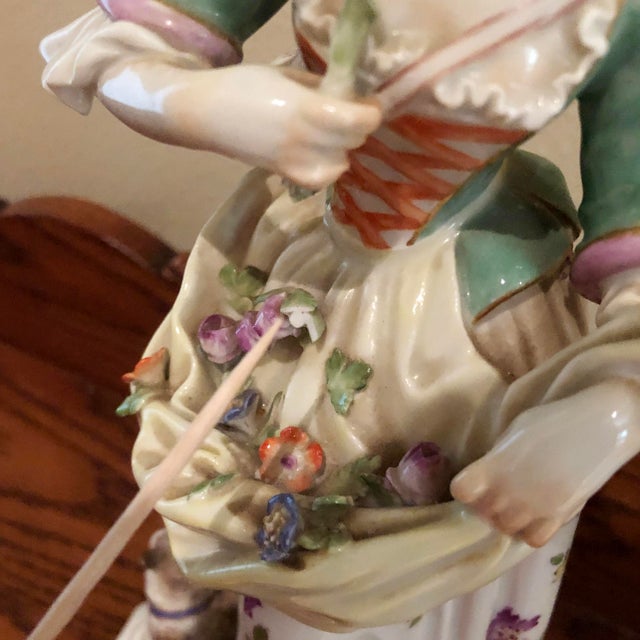 Antique Meissen Porcelain Figurine, Standing Woman With Basket & Dog For Sale - Image 9 of 15