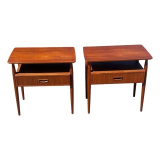 Danish Teak Nightstands from Gunni Omann, 1960s, Set of 2 For Sale