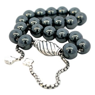 1990s David Yurman Hematite Spiritual Beads Bracelet 6.6 - 8.5" Silver 8 Mm Estate For Sale