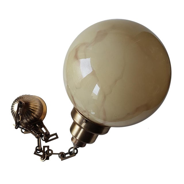 Art Deco Marbled Glass Globe Pendant Lamp, in Very Good conditions. Designed 1920 to 1949 Up to 250V (Europe/UK...