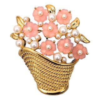 Vintage 1980s Signed Napier Pink Rhinestone Flowers & Faux-Pearls in a Basket Brooch For Sale