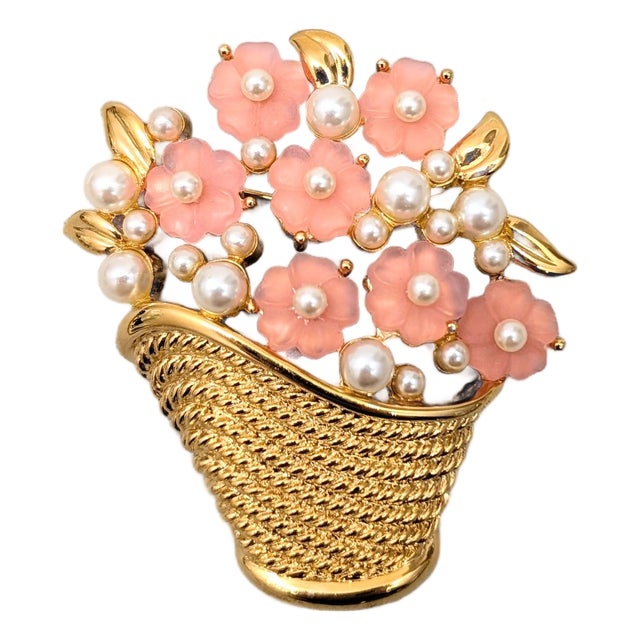 Vintage 1980s Signed Napier Pink Rhinestone Flowers & Faux-Pearls in a Basket Brooch For Sale
