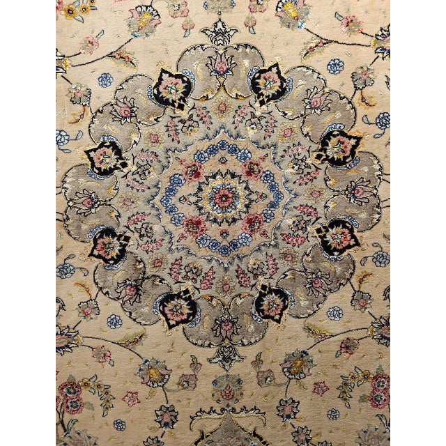 Vintage Persian Tabriz Rug, Hand-Knotted Wool & Silk, Fine Floral Pattern, Ivory & Taupe, 7x10 For Sale - Image 16 of 18