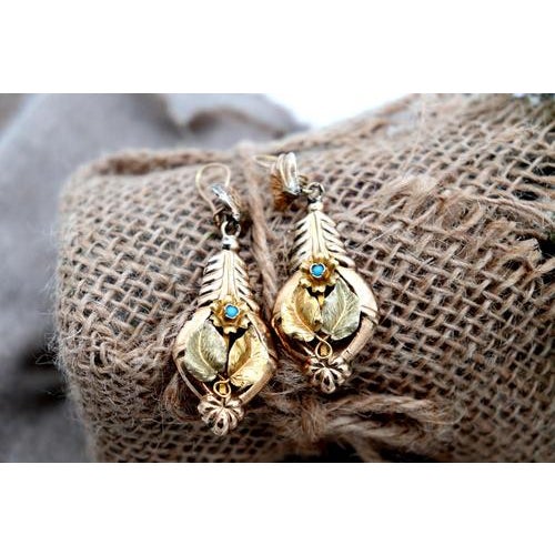 Gold Earrings with Applications and Reliefs, Set of 2 For Sale - Image 6 of 6