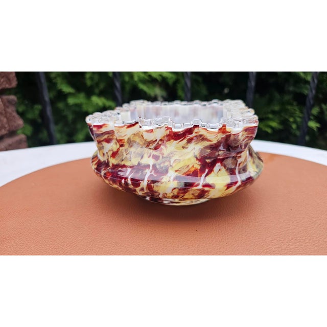 Square, multicolored Murano glass serving platter, 1970s. Dimensions: height 9 cm, width 15.2 cm, depth 14.5 cm.