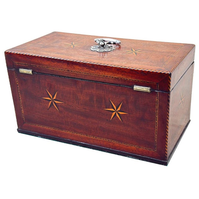 Brown Georgian Mahogany Star Inlaid Tea Caddy, 1790 For Sale - Image 8 of 13