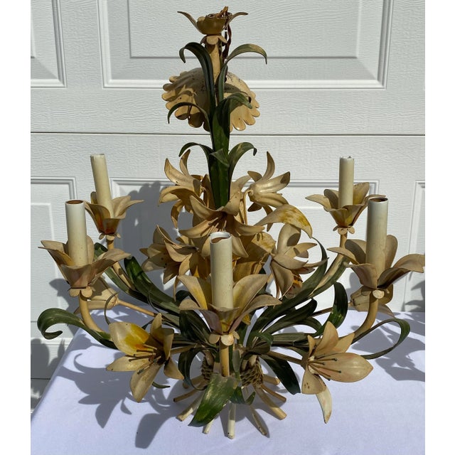 Vintage 1960s Italian Lily Toile Chandelier For Sale - Image 4 of 11