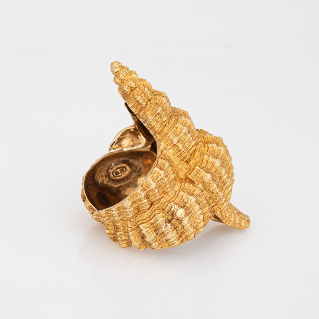 Vintage Seashell 18k Yellow Gold Cuff Cocktail Ring Size 5.5 | Chairish
