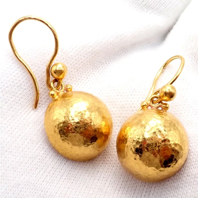 Late 20th Century Gurhan 24k Yellow Gold Hammered Ball Earrings, A Pair For Sale - Image 11 of 11