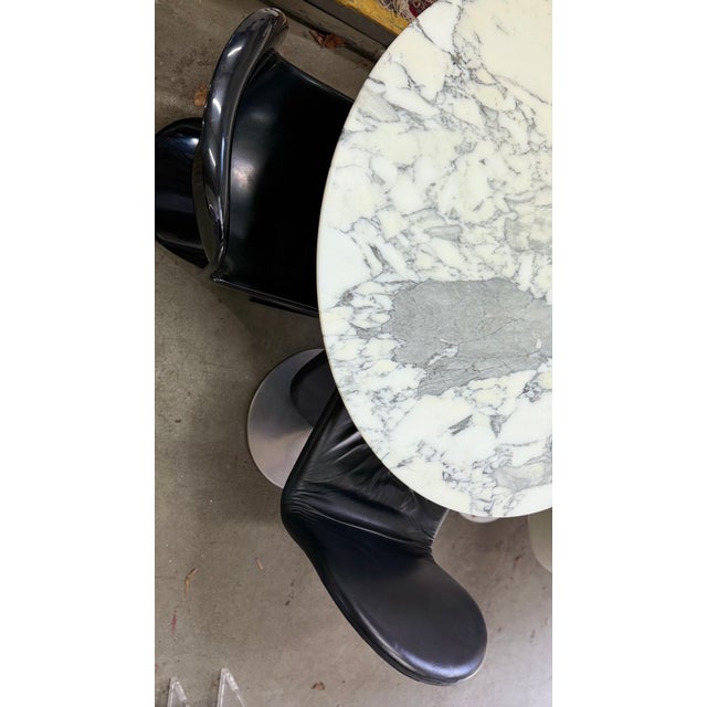 Black Model 1-2-3 Side Chairs and Panton Chairs in Black Leather by Verner Panton for Fritz Hansen & Fehlbaum, 1970s, Set of 4 For Sale - Image 8 of 16