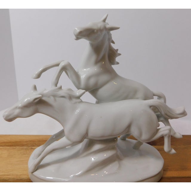 Mid-Century Modern Carl Scheidig Galloping Horses – Gräfenthal German Porcelain Sculpture For Sale - Image 3 of 18