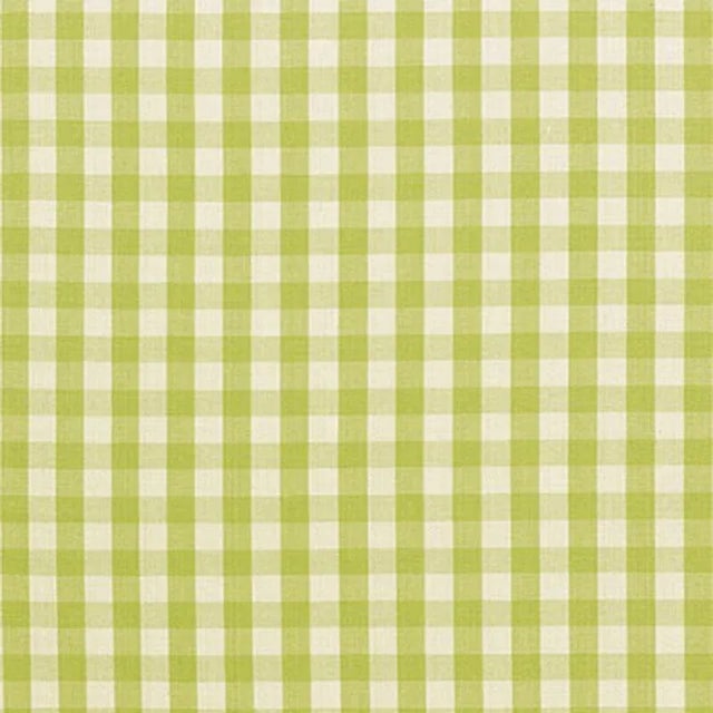 A charming version of a beloved basic, this small-scale check is woven in 100% cotton. Sold as a 2-yard minimum Content:...