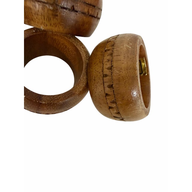 Mid-Century Modern Vintage Mid Century Wooden Carved Zigzag Pattern Napkin Rings - Set of 6 For Sale - Image 3 of 3