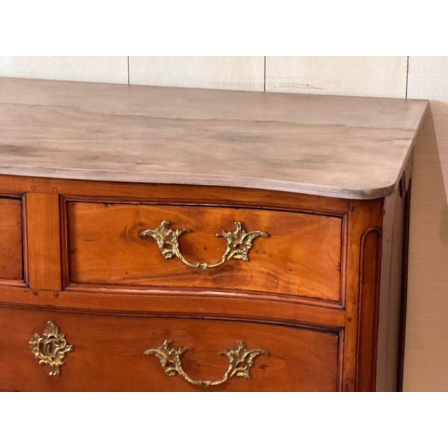 18th Century 18th Century French Louis XV Walnut Serpentine Commode With Rococo Brasses For Sale - Image 5 of 14
