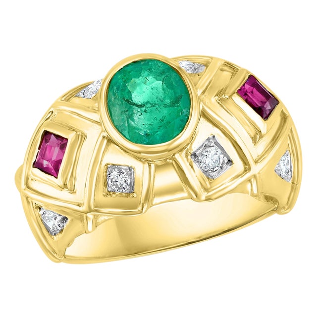 Oval Emerald , Pink Tourmaline Diamond Ring 18 Karat Yellow Gold, Size 6.5 For Sale