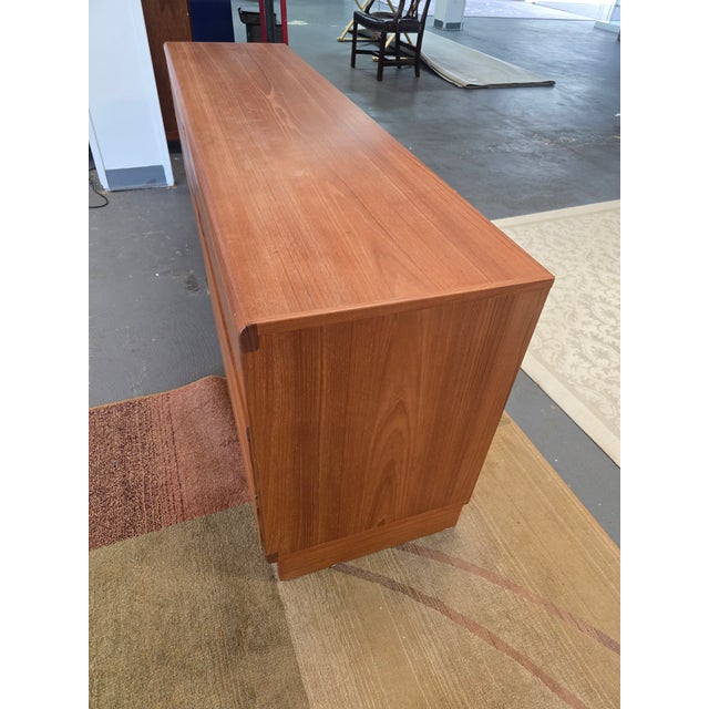 Torring Mobelfabrik 1970's Vintage Danish Teak Dresser by Nils Jonsson for Torring Mobelfabrik For Sale - Image 4 of 6