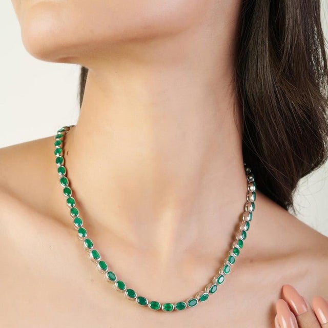 21.78 Carat Green Onyx Bezel-Set Gemstone Tennis Necklace- 925 Sterling Silver Jewelry For Sale - Image 4 of 12